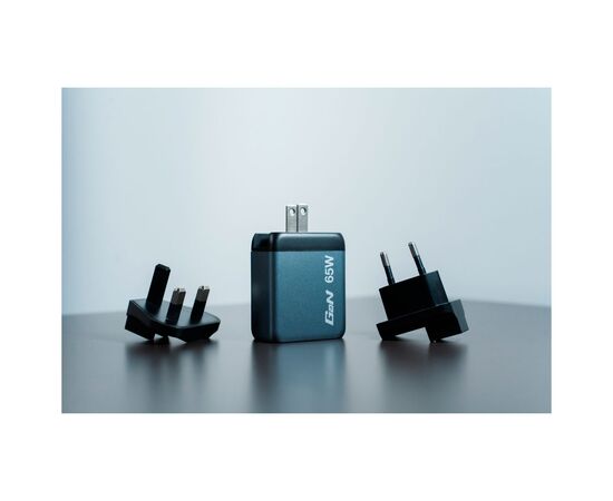 Зарядний пристрій Verbatim GaN 65 W 3 ports (2xUSB-C-65 W /USB-A -3.0) (32201), зображення 4 Зарядний пристрій Verbatim GaN 65 W 3 ports (2xUSB-C-65 W /USB-A -3.0) (32201), зображення 4