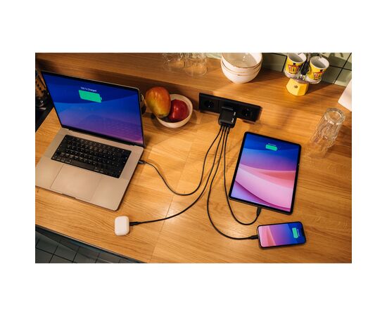 Зарядний пристрій Verbatim MiniGaN 100 W 4 ports (3xUSB-C/1xUSB-A) (32231), зображення 6 Зарядний пристрій Verbatim MiniGaN 100 W 4 ports (3xUSB-C/1xUSB-A) (32231), зображення 6