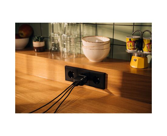 Зарядний пристрій Verbatim MiniGaN 70 W 3 ports (2xUSB-C/1xUSB-A) (32229), зображення 6 Зарядний пристрій Verbatim MiniGaN 70 W 3 ports (2xUSB-C/1xUSB-A) (32229), зображення 6