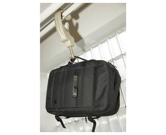 Рюкзак туристический Caterpillar (CAT) B. Holt 84503-500 30L чорний (5711013124601), изображение 4 Рюкзак туристический Caterpillar (CAT) B. Holt 84503-500 30L чорний (5711013124601), изображение 4