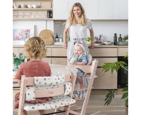 Стульчик для кормления Stokke Tripp Trapp, Serene Pink (светло-розовый) (100134), изображение 2 Стульчик для кормления Stokke Tripp Trapp, Serene Pink (светло-розовый) (100134), изображение 2