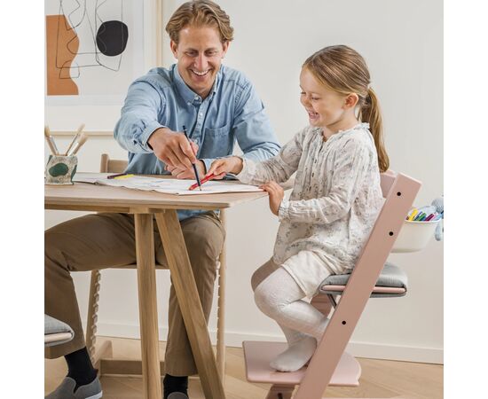 Стульчик для кормления Stokke Tripp Trapp, Serene Pink (светло-розовый) (100134), изображение 3 Стульчик для кормления Stokke Tripp Trapp, Serene Pink (светло-розовый) (100134), изображение 3