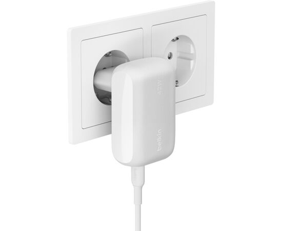 Зарядное устройство Belkin 42W USB-C PD PPS 30W USB-A 12W white (WCB009VFWH), изображение 2 Зарядное устройство Belkin 42W USB-C PD PPS 30W USB-A 12W white (WCB009VFWH), изображение 2