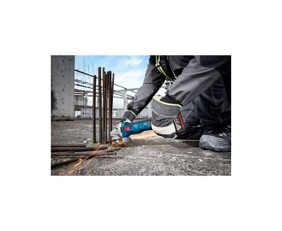 Шлифовальная машина Bosch GWS 18V-11 125мм, 18В, 2x5Ah, 0-9000об/мин, 1.7кг, кейс (0.601.9N4.103), изображение 5 Шлифовальная машина Bosch GWS 18V-11 125мм, 18В, 2x5Ah, 0-9000об/мин, 1.7кг, кейс (0.601.9N4.103), изображение 5