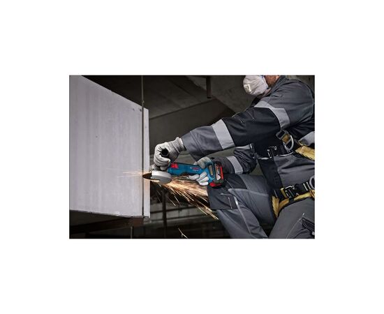 Шлифовальная машина Bosch GWS 18V-8 125мм, 18В, 1x4Ah, 0-11000об/мин, 1.6кг, кейс (0.601.9N9.021), изображение 6 Шлифовальная машина Bosch GWS 18V-8 125мм, 18В, 1x4Ah, 0-11000об/мин, 1.6кг, кейс (0.601.9N9.021), изображение 6