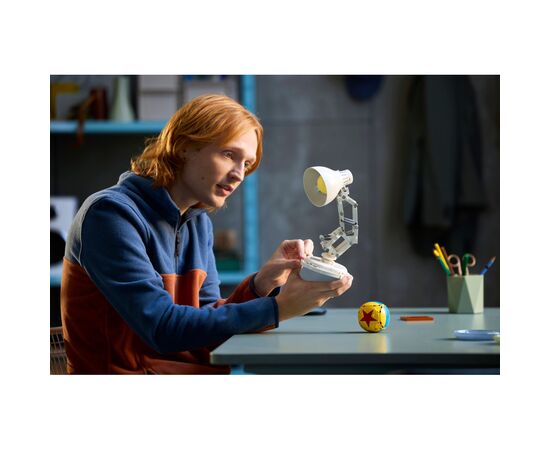 Конструктор LEGO Ideas Disney Pixar Luxo Jr. (21357), изображение 10 Конструктор LEGO Ideas Disney Pixar Luxo Jr. (21357), изображение 10