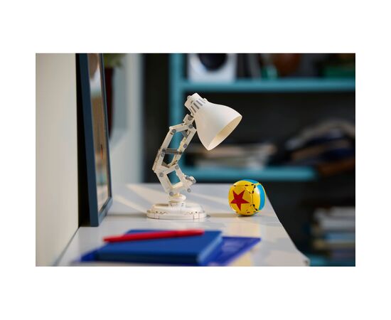 Конструктор LEGO Ideas Disney Pixar Luxo Jr. (21357), изображение 11 Конструктор LEGO Ideas Disney Pixar Luxo Jr. (21357), изображение 11
