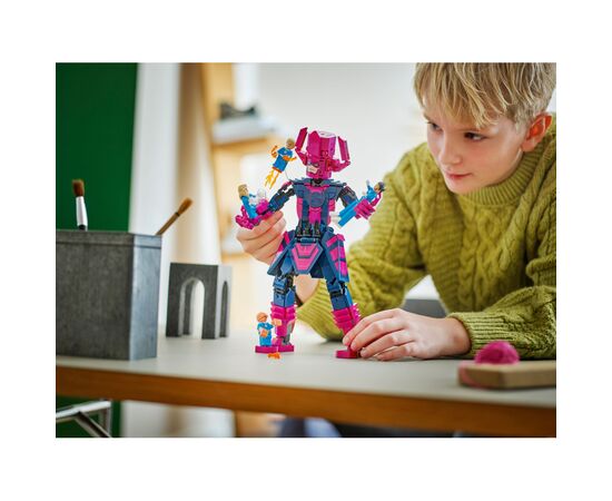 Конструктор LEGO Marvel Фантастична четвірка проти Галактуса: фігурка для збирання (76316), зображення 8 Конструктор LEGO Marvel Фантастична четвірка проти Галактуса: фігурка для збирання (76316), зображення 8