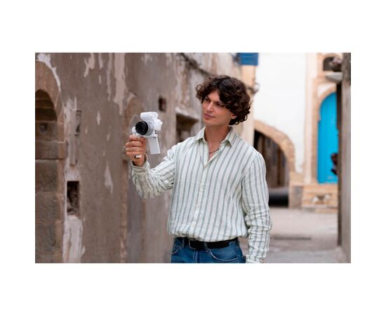 Цифровой фотоаппарат Sony Alpha ZV-E10M2 body White (ZVE10M2W.CEC), изображение 12 Цифровой фотоаппарат Sony Alpha ZV-E10M2 body White (ZVE10M2W.CEC), изображение 12