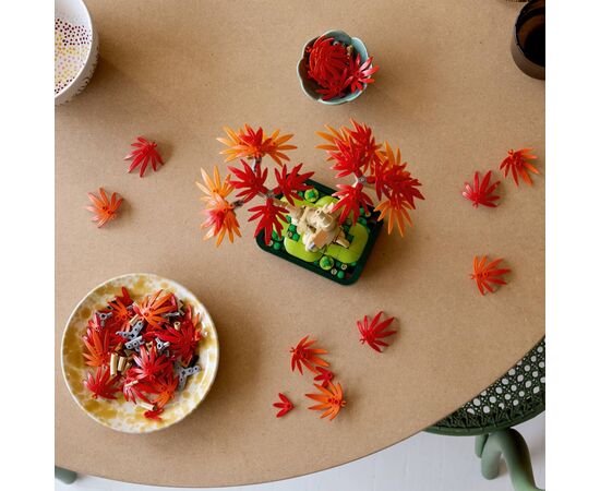 Конструктор LEGO Botanicals Бонсай з японського червоного клена (10348), зображення 9 Конструктор LEGO Botanicals Бонсай з японського червоного клена (10348), зображення 9