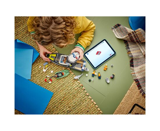 Конструктор LEGO City Преследование на полицейском катере (60456), изображение 9 Конструктор LEGO City Преследование на полицейском катере (60456), изображение 9