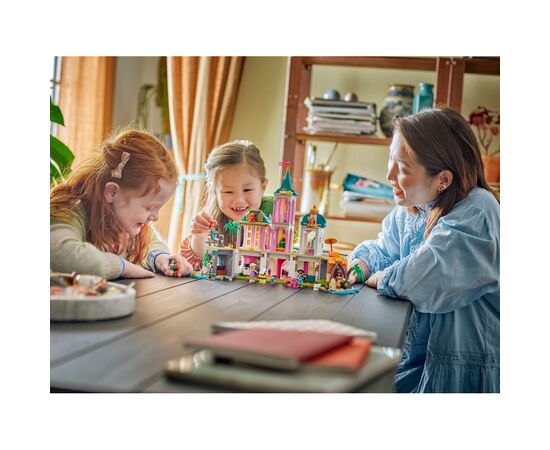 Конструктор LEGO Disney Замок принцеси та королівські улюбленці (43267), зображення 11