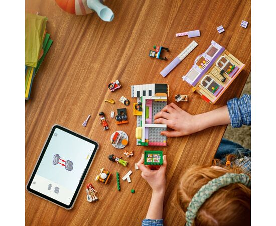 Конструктор LEGO Friends Музыкальный магазин и квартира (42653), изображение 11