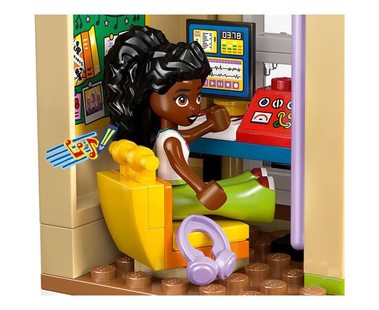 Конструктор LEGO Friends Музыкальный магазин и квартира (42653), изображение 9