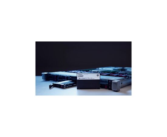 Накопитель SSD U.2 2.5" 3.84TB Kingston (SEDC3000ME/3T8), изображение 6 Накопитель SSD U.2 2.5" 3.84TB Kingston (SEDC3000ME/3T8), изображение 6