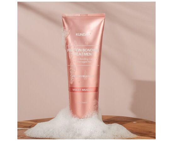 Маска для волосся Kundal Protein Bonding Treatment Violet Muguet 250 мл (8809809429751), зображення 4 Маска для волосся Kundal Protein Bonding Treatment Violet Muguet 250 мл (8809809429751), зображення 4