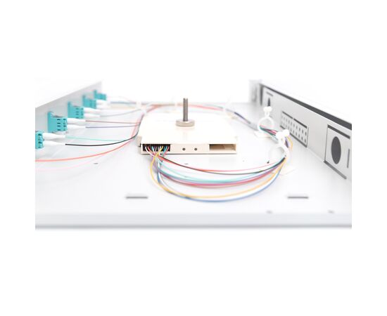 Патч-панель 1U 19", 6xLC duplex, incl, Splice Cass, OM3 Color Pigtails, Adapter Digitus (DN-96330/3), изображение 4 Патч-панель 1U 19", 6xLC duplex, incl, Splice Cass, OM3 Color Pigtails, Adapter Digitus (DN-96330/3), изображение 4