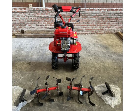 Культиватор Forte 900-3 колеса 8", 7лс (142227), изображение 3 Культиватор Forte 900-3 колеса 8", 7лс (142227), изображение 3