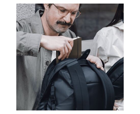 Рюкзак для ноутбука Thule 15.6" Tact 21L Backpack TACTBP-116 Black (3205293), изображение 6 Рюкзак для ноутбука Thule 15.6" Tact 21L Backpack TACTBP-116 Black (3205293), изображение 6