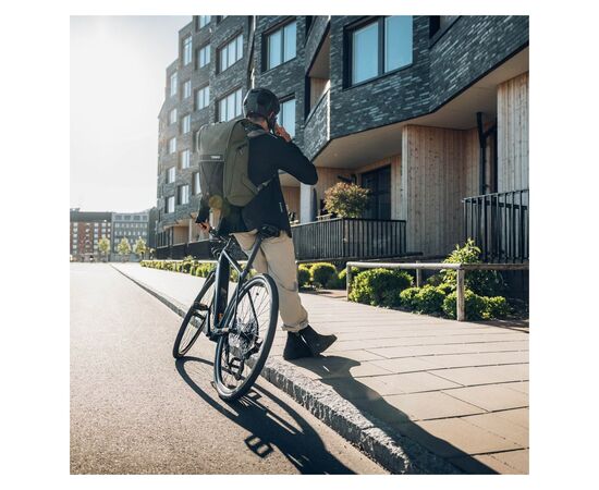 Рюкзак для ноутбука Thule 16" Paramount Commuter 20L TPBBP-320 Black (3205232), изображение 6 Рюкзак для ноутбука Thule 16" Paramount Commuter 20L TPBBP-320 Black (3205232), изображение 6