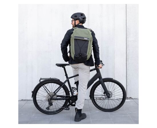 Рюкзак для ноутбука Thule 16" Paramount Commuter 28L TPBBP-328 Soft Green (3205236), изображение 6 Рюкзак для ноутбука Thule 16" Paramount Commuter 28L TPBBP-328 Soft Green (3205236), изображение 6