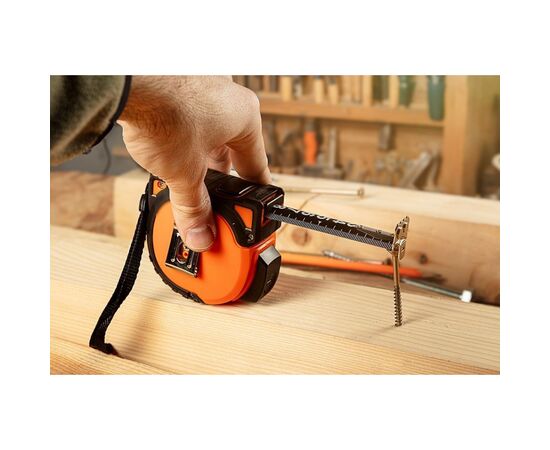 Рулетка Neo Tools Super Black, 5мx25мм, с фиксатором сматывания, магнит (67-243), изображение 3 Рулетка Neo Tools Super Black, 5мx25мм, с фиксатором сматывания, магнит (67-243), изображение 3