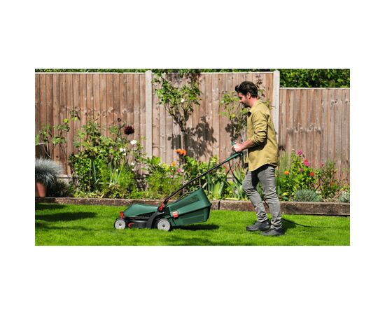 Газонокосилка Bosch UniversalRotak 34-405 1300Вт, 34см, 40л, 27-50мм, 11кг (0.600.8A6.401), изображение 6 Газонокосилка Bosch UniversalRotak 34-405 1300Вт, 34см, 40л, 27-50мм, 11кг (0.600.8A6.401), изображение 6