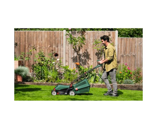 Газонокосилка Bosch UniversalRotak 37-555 1400Вт, 37см, 40л, 27-50мм, 15.5кг (0.600.8A6.501), изображение 4 Газонокосилка Bosch UniversalRotak 37-555 1400Вт, 37см, 40л, 27-50мм, 15.5кг (0.600.8A6.501), изображение 4