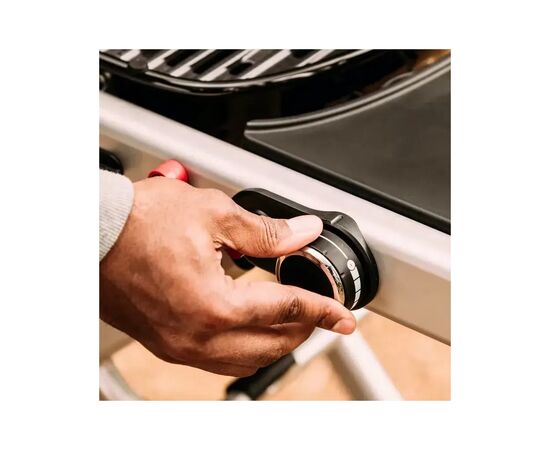 Гриль-барбекю Weber Traveler Black (9010075), изображение 9 Гриль-барбекю Weber Traveler Black (9010075), изображение 9