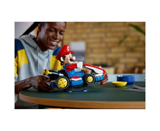 Конструктор LEGO Super Mario Mario Kart: Mario и Standard Kart (72037), изображение 9 Конструктор LEGO Super Mario Mario Kart: Mario и Standard Kart (72037), изображение 9