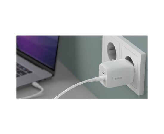 Зарядное устройство Belkin 2xUSB-C PD65W GaN PPS + cable USB-C to USB-C 2.0m White (WCH013VF2MWH-B6), изображение 2 Зарядное устройство Belkin 2xUSB-C PD65W GaN PPS + cable USB-C to USB-C 2.0m White (WCH013VF2MWH-B6), изображение 2