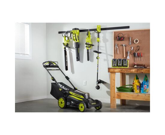 Зарядное устройство для аккумуляторов инструмента Ryobi Max Power RY36C3PA 36V, 4А, трехпортовый (5133005540), изображение 2 Зарядное устройство для аккумуляторов инструмента Ryobi Max Power RY36C3PA 36V, 4А, трехпортовый (5133005540), изображение 2