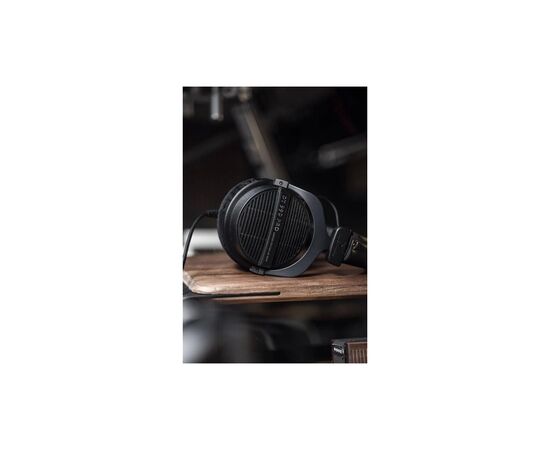 Наушники Beyerdynamic DT 990 PRO LB 80 ohms (529592), изображение 4 Наушники Beyerdynamic DT 990 PRO LB 80 ohms (529592), изображение 4