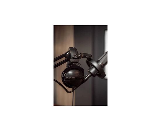 Наушники Beyerdynamic DT 770 PRO LB 80 ohms (529590), изображение 3 Наушники Beyerdynamic DT 770 PRO LB 80 ohms (529590), изображение 3
