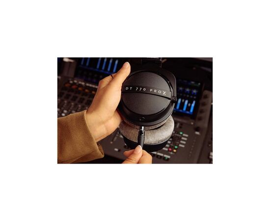 Наушники Beyerdynamic DT 770 PRO X 48 Ohms (531470), изображение 4 Наушники Beyerdynamic DT 770 PRO X 48 Ohms (531470), изображение 4