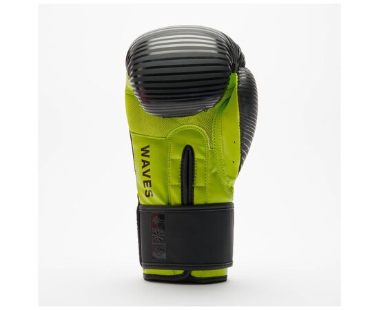 Боксерские перчатки Leone GN313 Waves Black 16 унцій (GN313_Black_16oz), изображение 5 Боксерские перчатки Leone GN313 Waves Black 16 унцій (GN313_Black_16oz), изображение 5