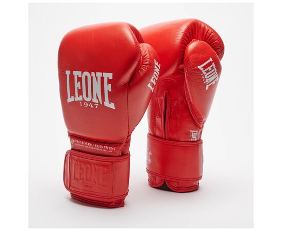 Боксерские перчатки Leone GN111 The Greatest Red 16 унцій (GN111_Red_16oz), изображение 2 Боксерские перчатки Leone GN111 The Greatest Red 16 унцій (GN111_Red_16oz), изображение 2