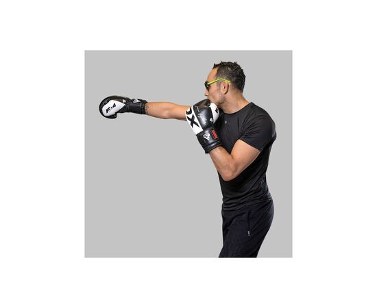 Боксерские перчатки RDX F4 Boxing Sparring Gloves Hook & Loop White/Black 10 унцій (BGR-F4B-10OZ), изображение 5 Боксерские перчатки RDX F4 Boxing Sparring Gloves Hook & Loop White/Black 10 унцій (BGR-F4B-10OZ), изображение 5