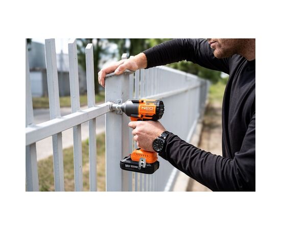 Гайковерт Neo Tools Energy+ 18V, бесщеточный, 2400об/мин, 850Нм, 1/2", 3 скорости (без АКБ и ЗУ) (04-608), изображение 3 Гайковерт Neo Tools Energy+ 18V, бесщеточный, 2400об/мин, 850Нм, 1/2", 3 скорости (без АКБ и ЗУ) (04-608), изображение 3