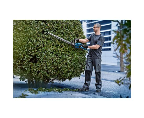 Кусторез Bosch аккумуляторный Professional GHE 18V-60 18V, 60мм, шаг реза 23мм, 2.3кг (без АКБ и ЗУ) (0.600.8C9.000), изображение 7 Кусторез Bosch аккумуляторный Professional GHE 18V-60 18V, 60мм, шаг реза 23мм, 2.3кг (без АКБ и ЗУ) (0.600.8C9.000), изображение 7