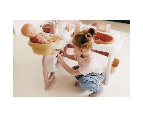 Игровой набор Smoby Большой игровой центр Беби Ньорс. Терракотовая пудра. Комната малыша, 3 зоны, 23 аксессуара (7600220394), изображение 7 Игровой набор Smoby Большой игровой центр Беби Ньорс. Терракотовая пудра. Комната малыша, 3 зоны, 23 аксессуара (7600220394), изображение 7