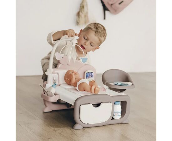 Игровой набор Smoby Игровой центр Беби Ньорс Пудра. Детская комната со звуковыми эффектами и аксессуарами (220379), изображение 7 Игровой набор Smoby Игровой центр Беби Ньорс Пудра. Детская комната со звуковыми эффектами и аксессуарами (220379), изображение 7