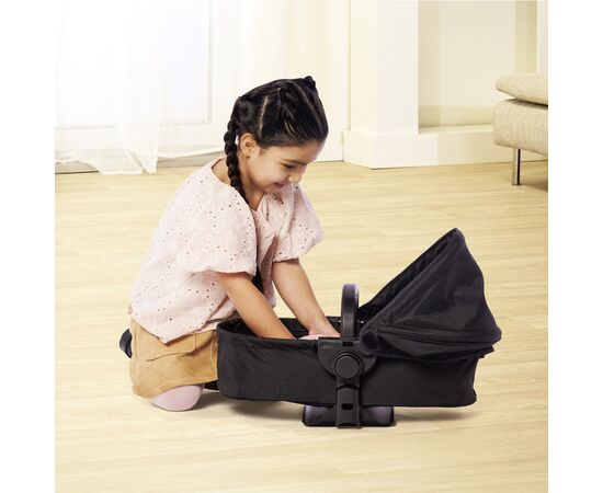 Коляска для кукол Corolle Corolle 3 в 1 Cybex Priam со съемной люлькой, корзиной (9000141870), изображение 10 Коляска для кукол Corolle Corolle 3 в 1 Cybex Priam со съемной люлькой, корзиной (9000141870), изображение 10