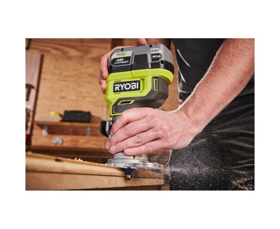 Аккумулятор к электроинструменту Ryobi ONE+ RB1850X 18V, 5Ah, 0.7кг (5133005287UNP), изображение 2 Аккумулятор к электроинструменту Ryobi ONE+ RB1850X 18V, 5Ah, 0.7кг (5133005287UNP), изображение 2