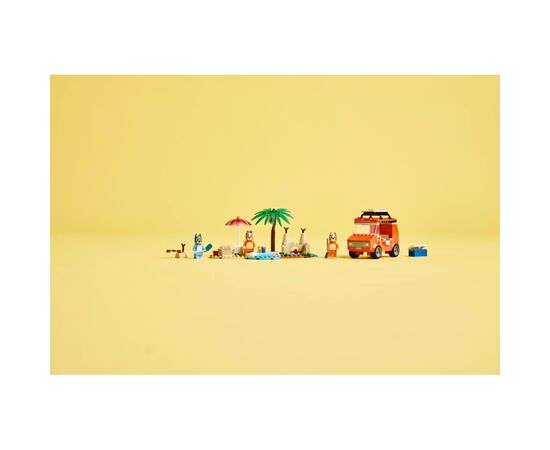 Конструктор LEGO Bluey Пляж и семейная поездка на автомобиле Блуи (11202), изображение 12 Конструктор LEGO Bluey Пляж и семейная поездка на автомобиле Блуи (11202), изображение 12