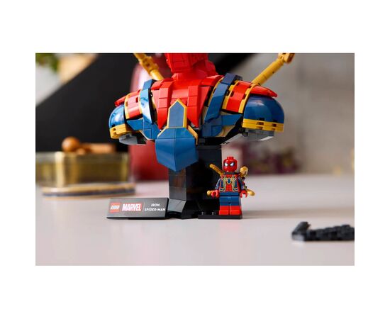 Конструктор LEGO Super Heroes Погруддя Залізної Людини-Павука (76326), зображення 11 Конструктор LEGO Super Heroes Погруддя Залізної Людини-Павука (76326), зображення 11