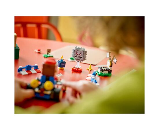 Конструктор LEGO Super Mario Mario Kart – Interactive Mario та Standard Kart (72043), зображення 11 Конструктор LEGO Super Mario Mario Kart – Interactive Mario та Standard Kart (72043), зображення 11