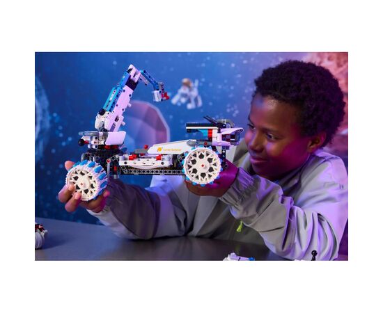 Конструктор LEGO Technic Місяцехід Lunar Outpost. Космічний корабель (42211), зображення 11 Конструктор LEGO Technic Місяцехід Lunar Outpost. Космічний корабель (42211), зображення 11