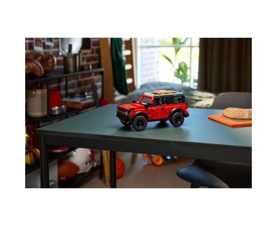 Конструктор LEGO Technic Позашляховик Ford Bronco (42213), зображення 12 Конструктор LEGO Technic Позашляховик Ford Bronco (42213), зображення 12