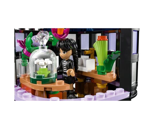 Конструктор LEGO Wednesday Цветок черной георгины (76784), изображение 7 Конструктор LEGO Wednesday Цветок черной георгины (76784), изображение 7